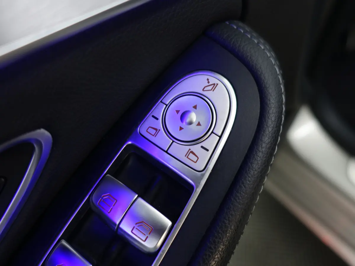 180 AMG Premium Plus Pack Aut- Night Edition, Panoramadak, Virtual cockpit, Carplay, Android Auto, Camera