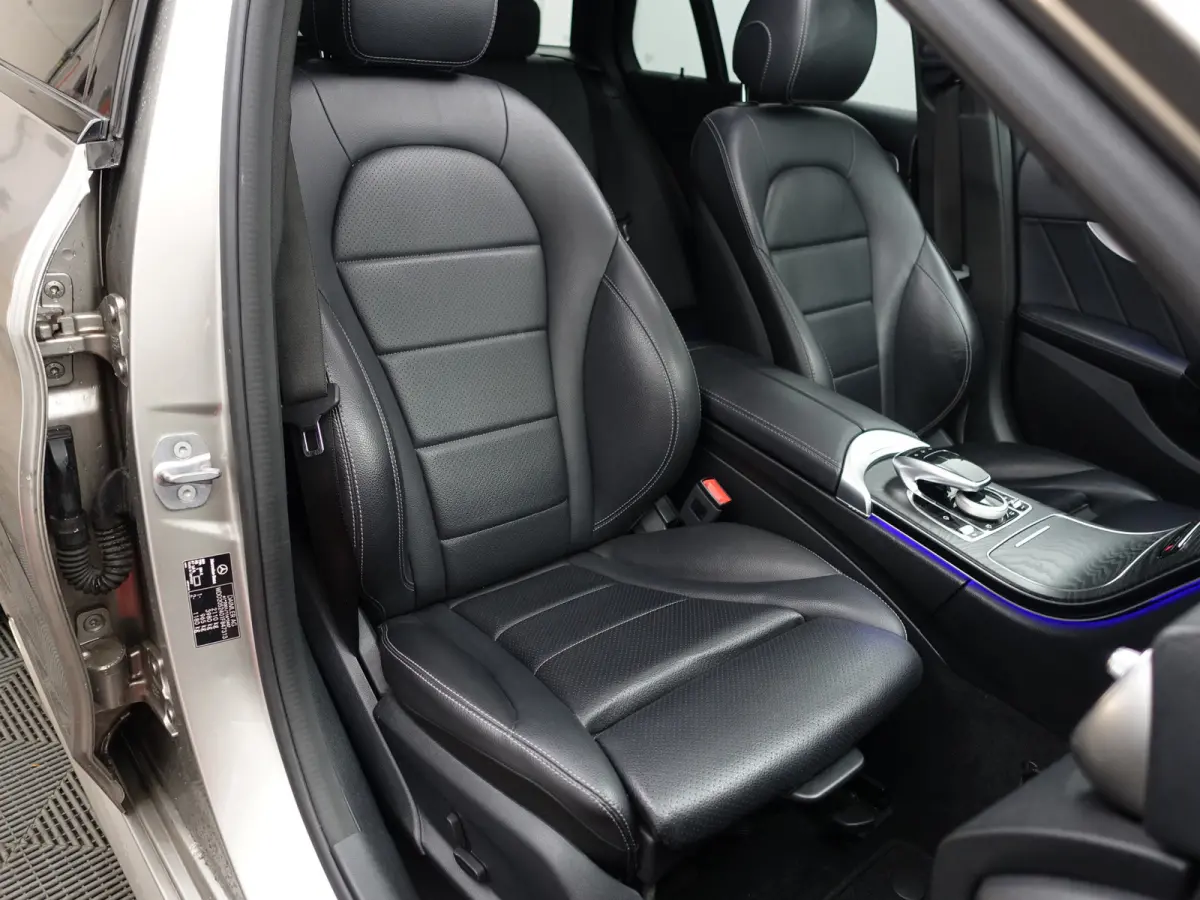 180 AMG Premium Plus Pack Aut- Night Edition, Panoramadak, Virtual cockpit, Carplay, Android Auto, Camera