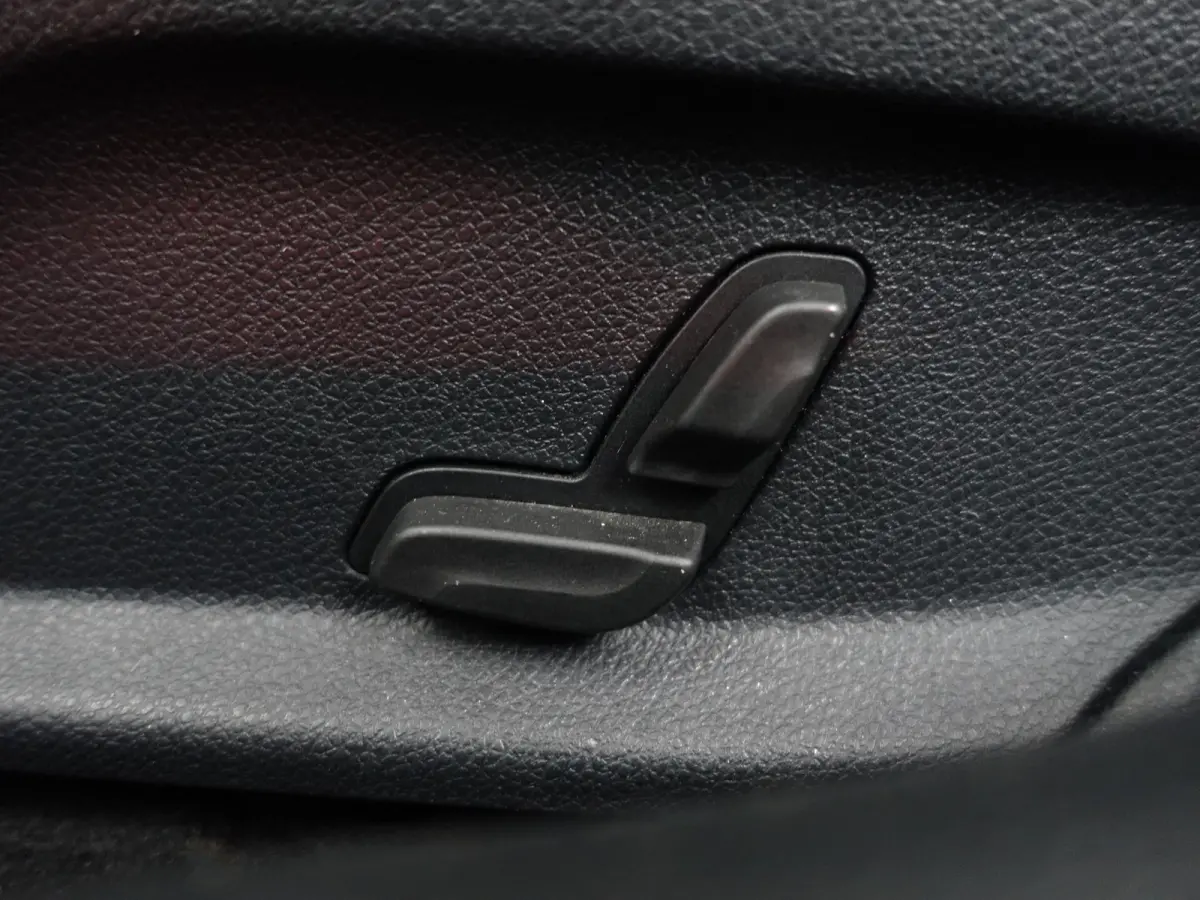 180 AMG Premium Plus Pack Aut- Night Edition, Panoramadak, Virtual cockpit, Carplay, Android Auto, Camera