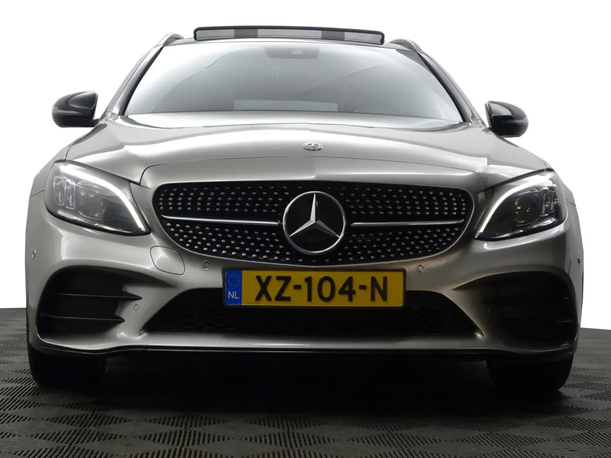 180 AMG Premium Plus Pack Aut- Night Edition, Panoramadak, Virtual cockpit, Carplay, Android Auto, Camera