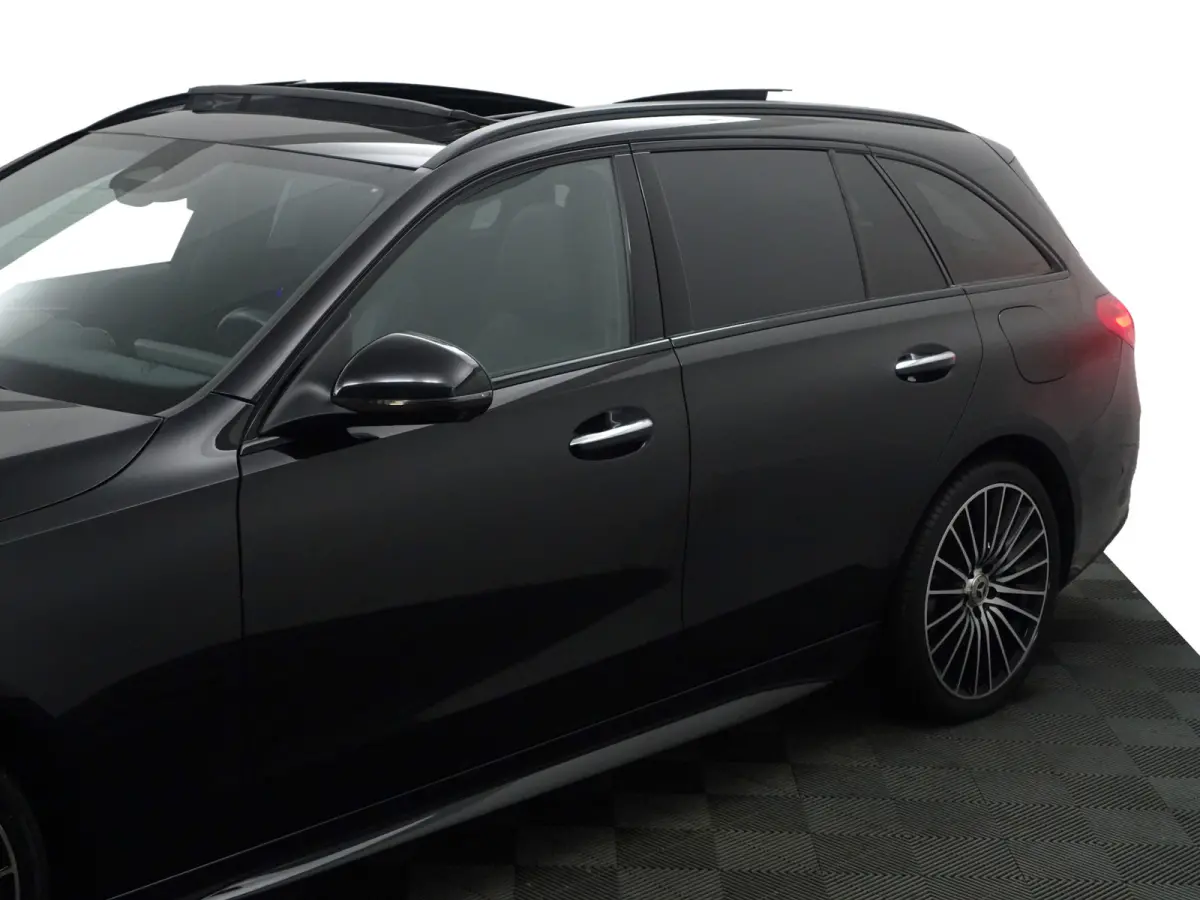 300 e AMG Line Aut- Stoel Massage, Burmester Audio, Panoramadak, 360 Camera, Elek Trekhaak, Laser Led
