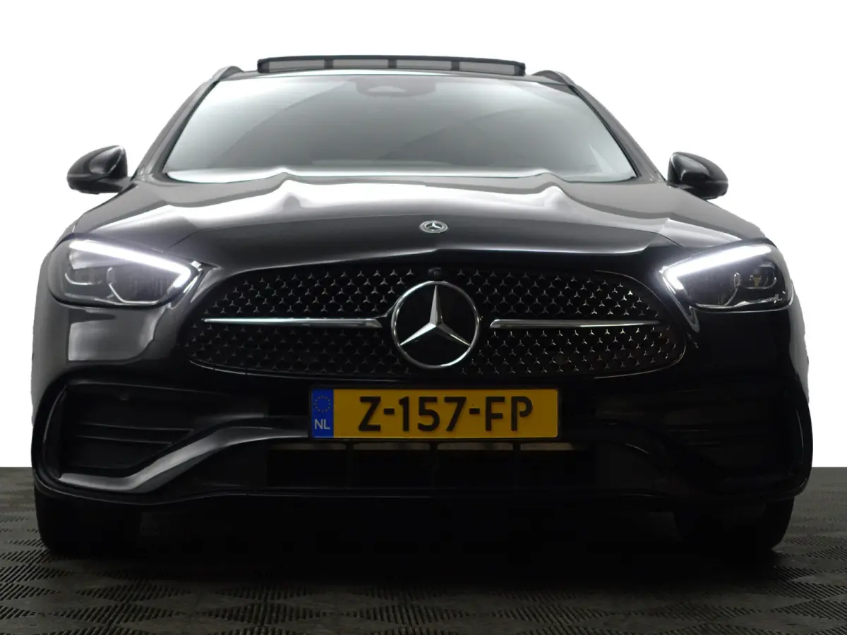 300 e AMG Line Aut- Stoel Massage, Burmester Audio, Panoramadak, 360 Camera, Elek Trekhaak, Laser Led