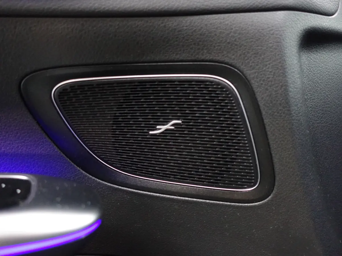 300 e AMG Line Aut- Stoel Massage, Burmester Audio, Panoramadak, 360 Camera, Elek Trekhaak, Laser Led