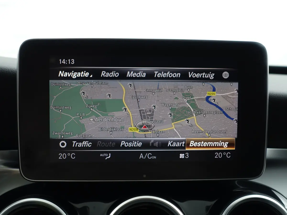 180 Prestige Aut- Panoramadak, Xenon Led, Burmester Audio, Navi, Park Assist, Sport Interieur