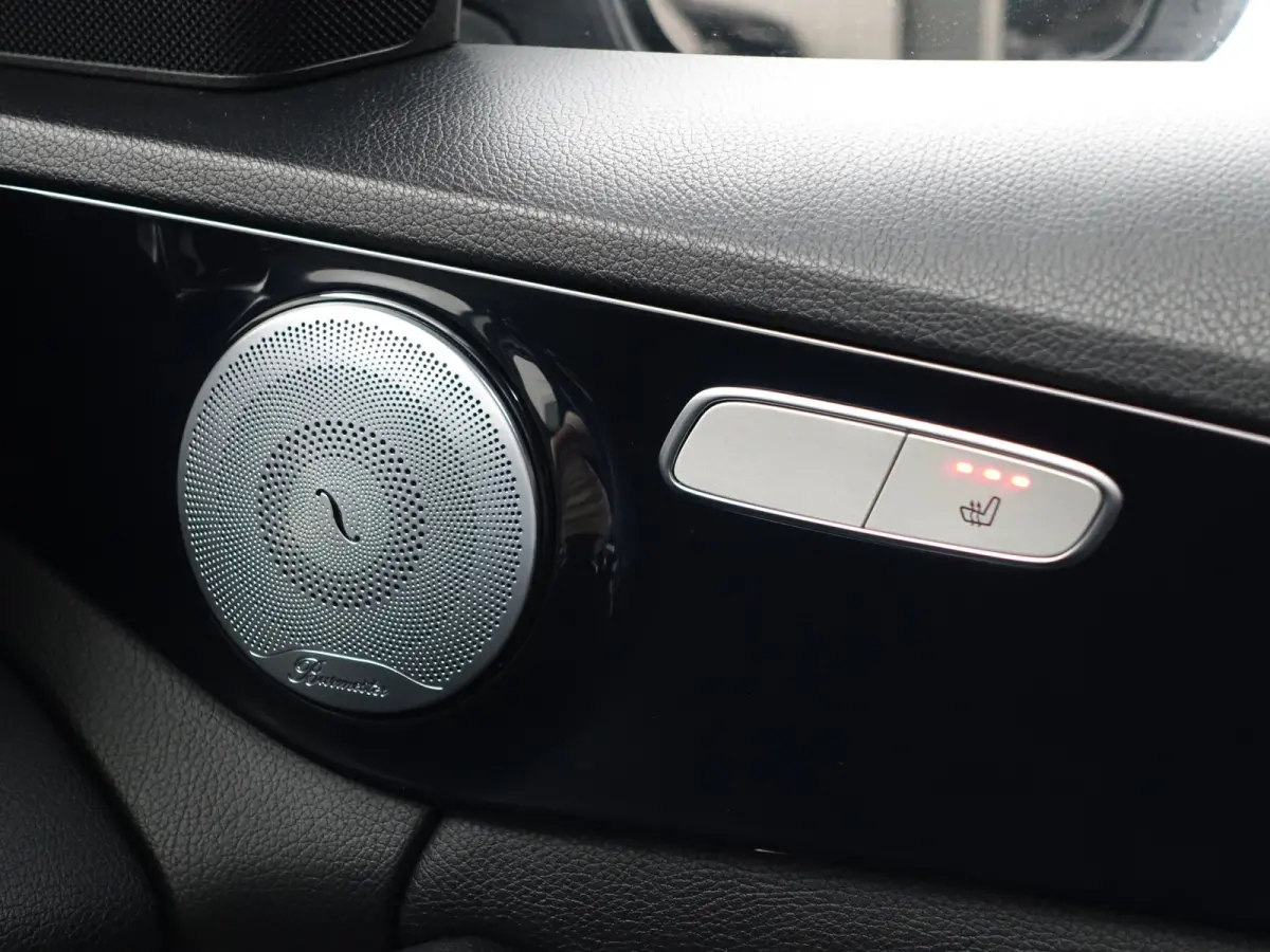 180 Prestige Aut- Panoramadak, Xenon Led, Burmester Audio, Navi, Park Assist, Sport Interieur