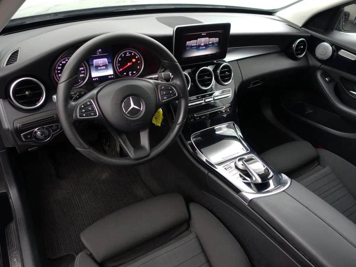 180 Prestige Aut- Panoramadak, Xenon Led, Burmester Audio, Navi, Park Assist, Sport Interieur