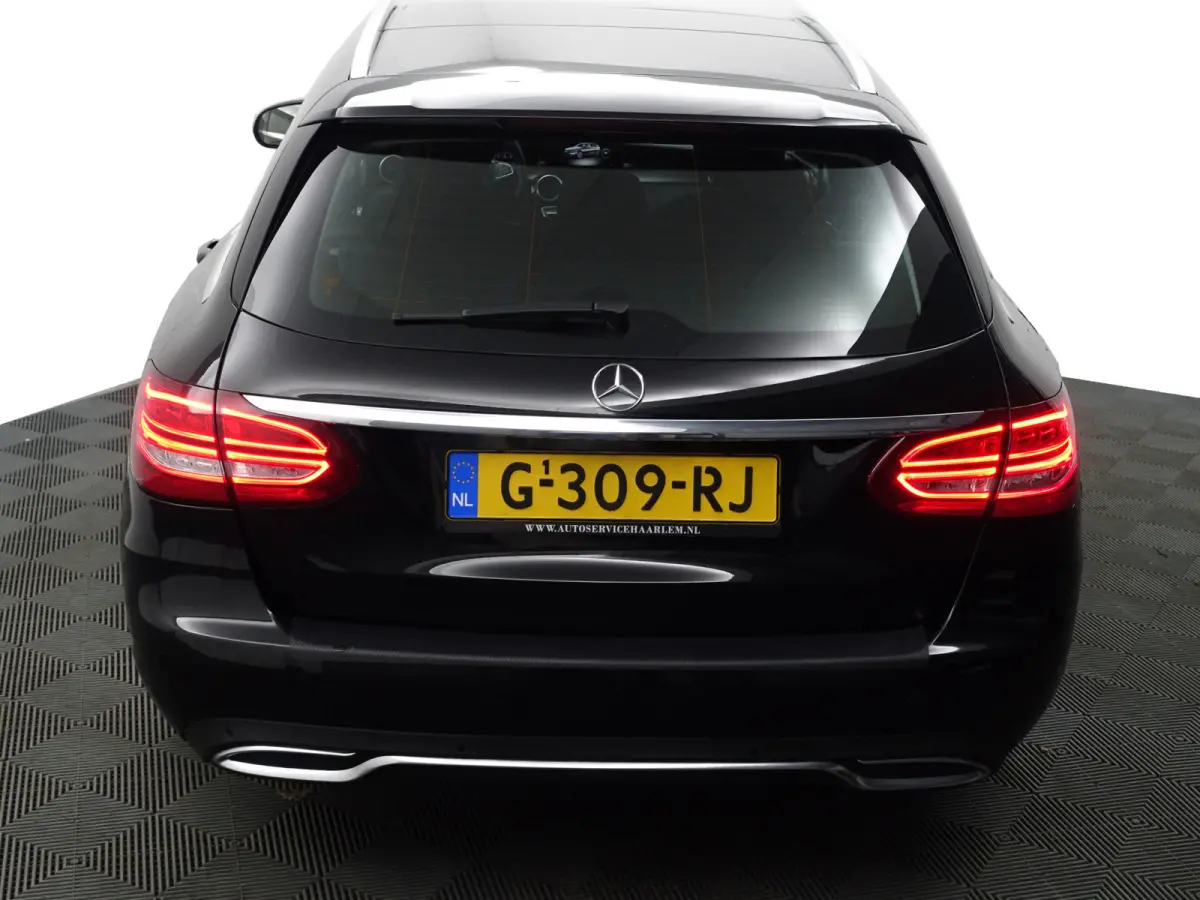 180 Prestige Aut- Panoramadak, Xenon Led, Burmester Audio, Navi, Park Assist, Sport Interieur