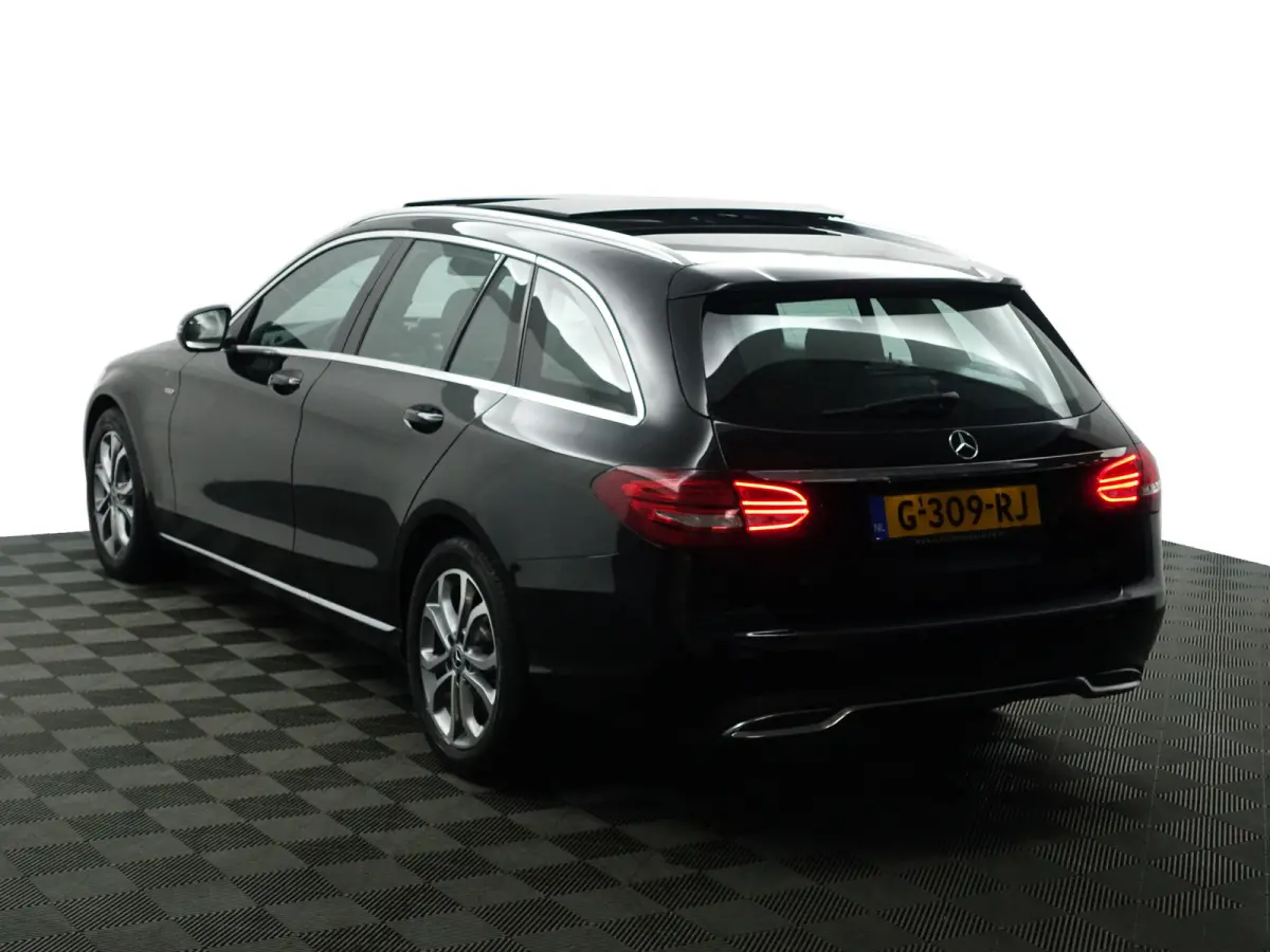 180 Prestige Aut- Panoramadak, Xenon Led, Burmester Audio, Navi, Park Assist, Sport Interieur