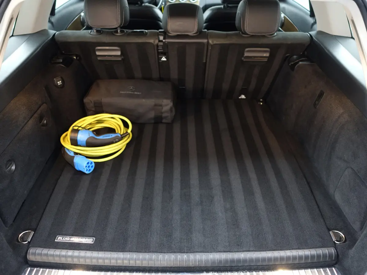 350 e AMG Premium Plus Aut- Comfort Interieur, Elek Trekhaak, Camera, Xenon Led, Sfeerverlichting, Standkachel