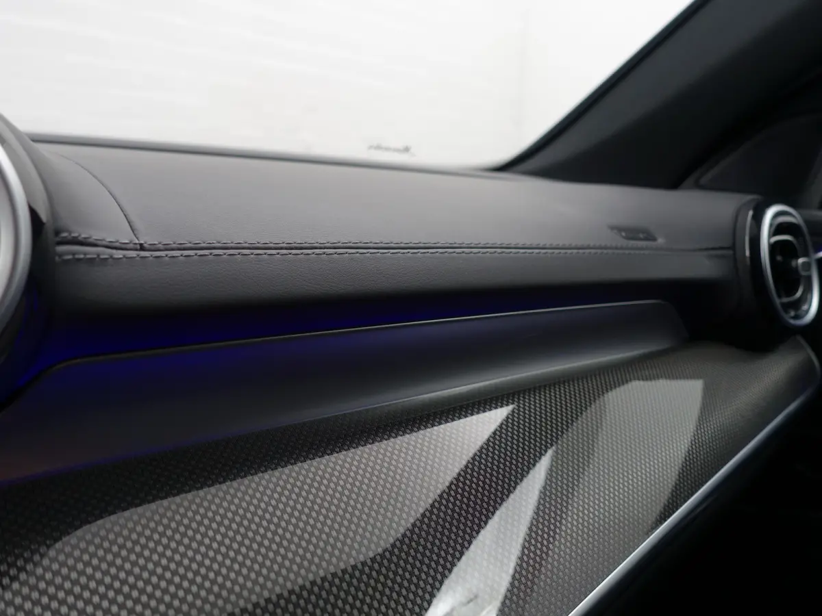 180 AMG Performance Aut- Panoramadak, Laser Led, Sfeerverlichting, Concavers, Aero Kit, Spoor Assist