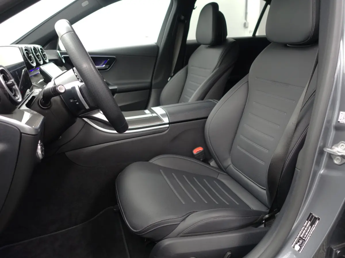 180 AMG Performance Aut- Panoramadak, Laser Led, Sfeerverlichting, Concavers, Aero Kit, Spoor Assist