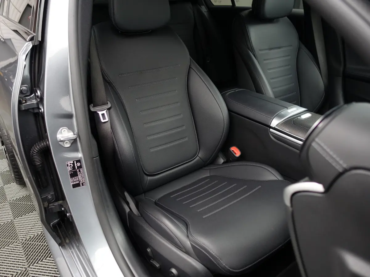 180 AMG Performance Aut- Panoramadak, Laser Led, Sfeerverlichting, Concavers, Aero Kit, Spoor Assist