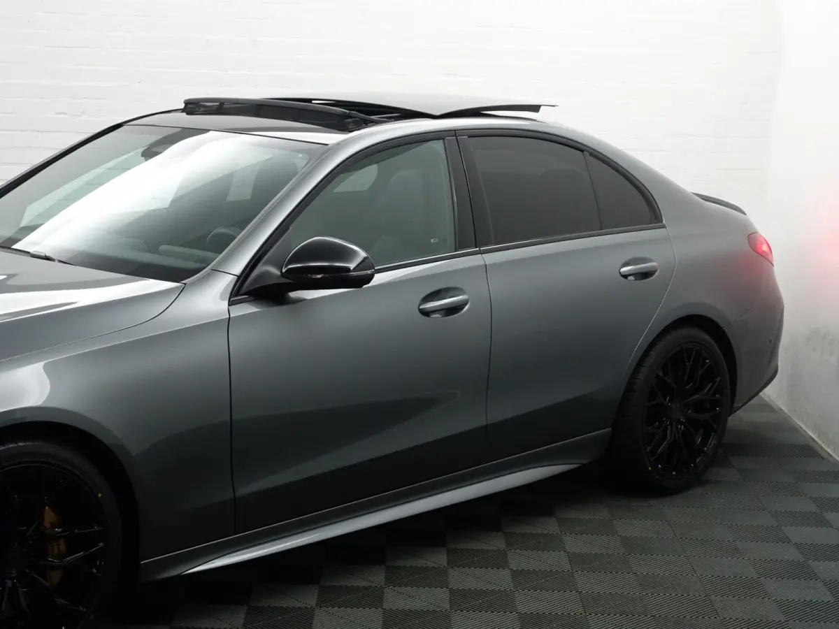 180 AMG Performance Aut- Panoramadak, Laser Led, Sfeerverlichting, Concavers, Aero Kit, Spoor Assist