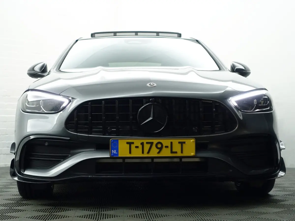 180 AMG Performance Aut- Panoramadak, Laser Led, Sfeerverlichting, Concavers, Aero Kit, Spoor Assist