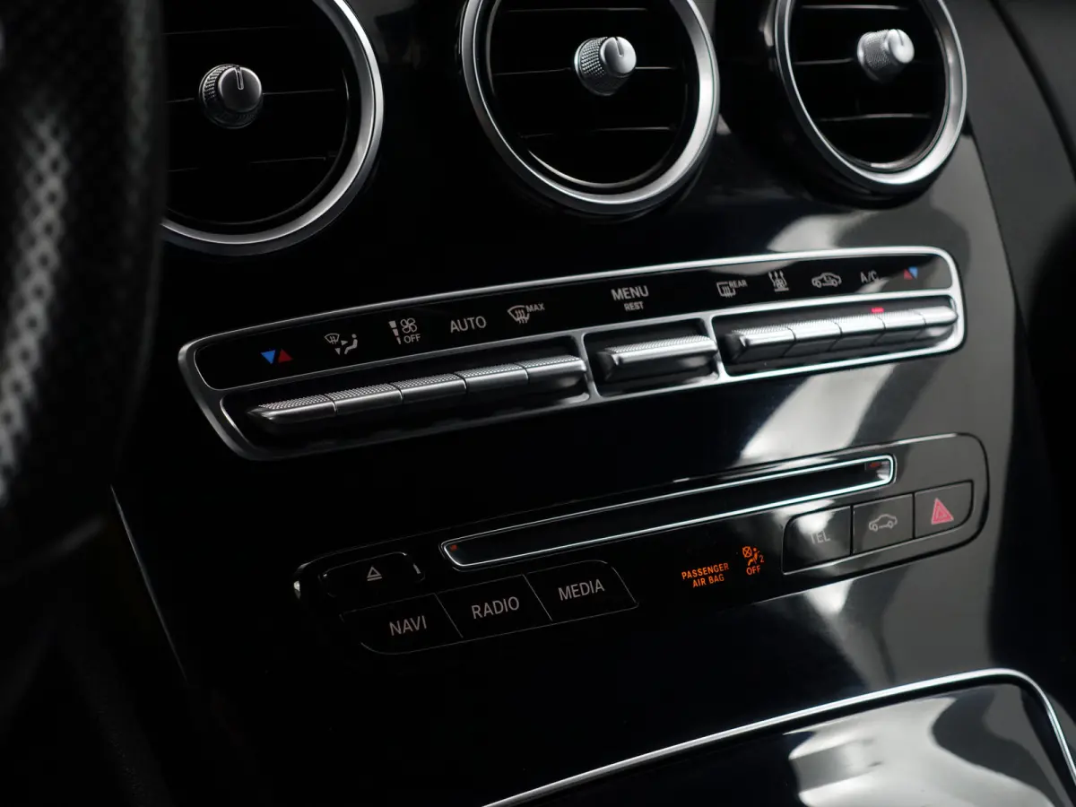 350 e AMG Prestige Aut- Xenon Led, Standkachel, Leder Sport Interieur, Burmester Audio, Stoelverwarming, Park Assist