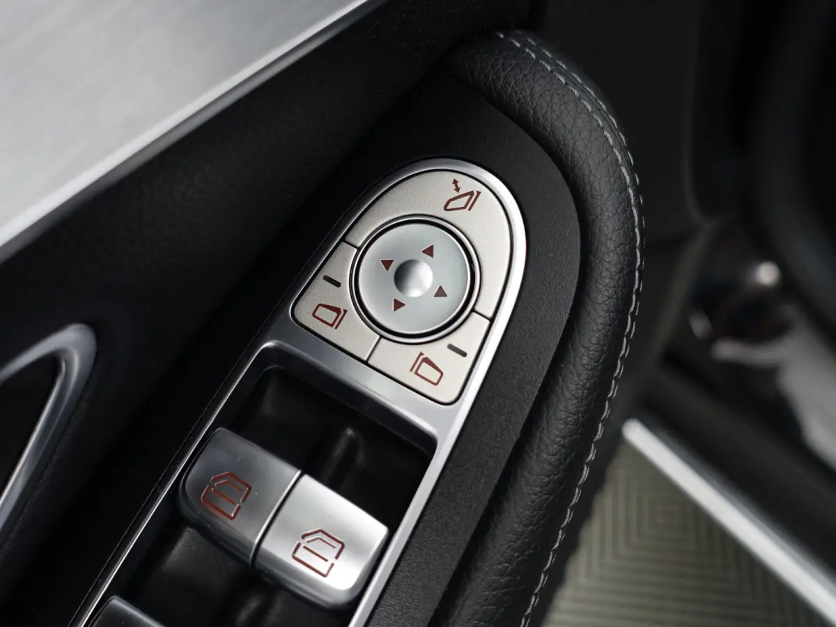 350 e AMG Prestige Aut- Xenon Led, Standkachel, Leder Sport Interieur, Burmester Audio, Stoelverwarming, Park Assist
