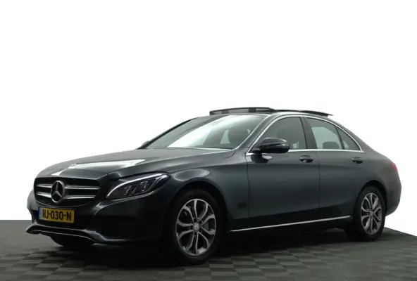 350 e Prestige Edition Aut- Panoramadak, Xenon Led, Park Assist, Camera, Keyless, Stoelverwarming, Sport Interieur
