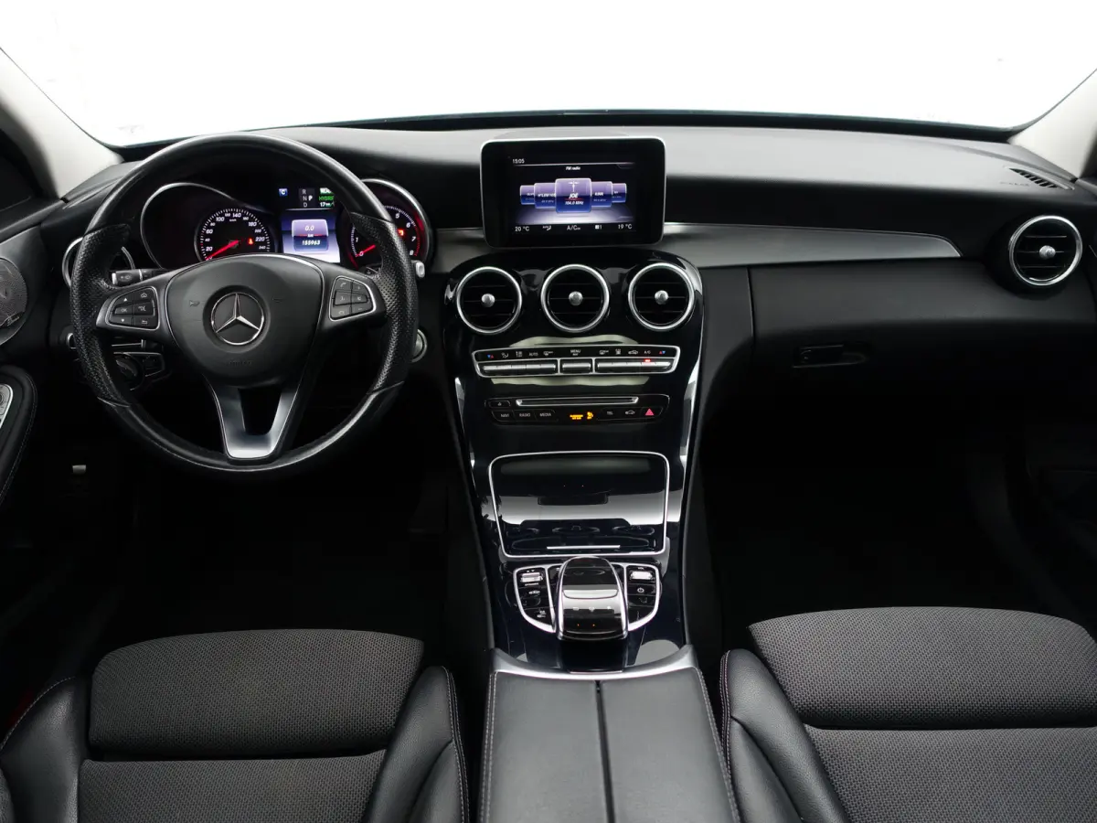 350 e Prestige Edition Aut- Panoramadak, Xenon Led, Park Assist, Camera, Keyless, Stoelverwarming, Sport Interieur