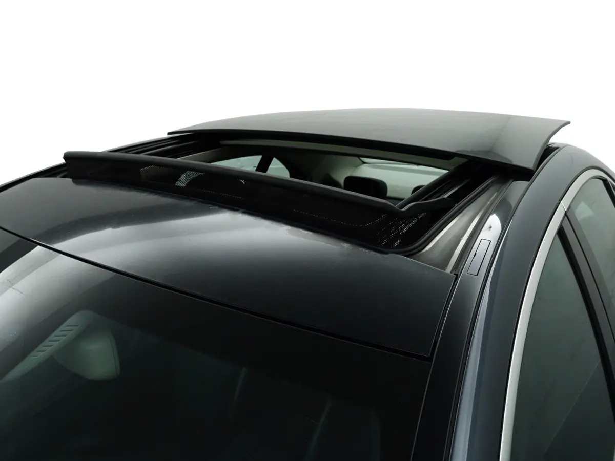 350 e Prestige Edition Aut- Panoramadak, Xenon Led, Park Assist, Camera, Keyless, Stoelverwarming, Sport Interieur