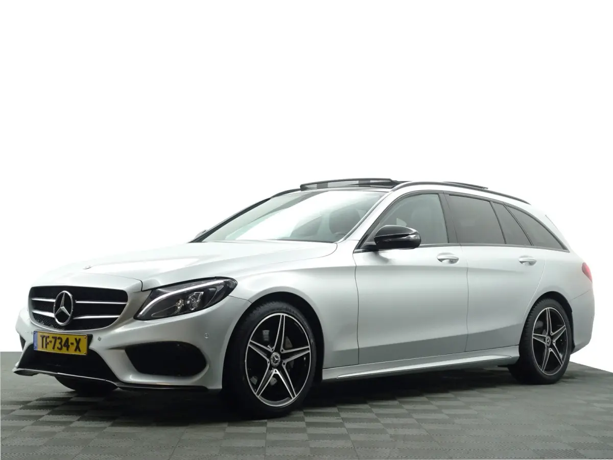 180 AMG Night Edition Aut- Panoramadak, Xenon Led, Sfeerverlichting, Burmester, Stoelverwarming, Keyless