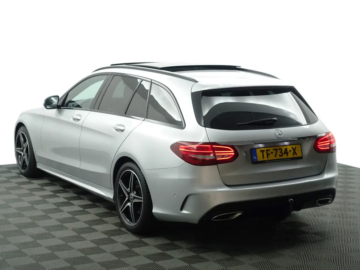 180 AMG Night Edition Aut- Panoramadak, Xenon Led, Sfeerverlichting, Burmester, Stoelverwarming, Keyless