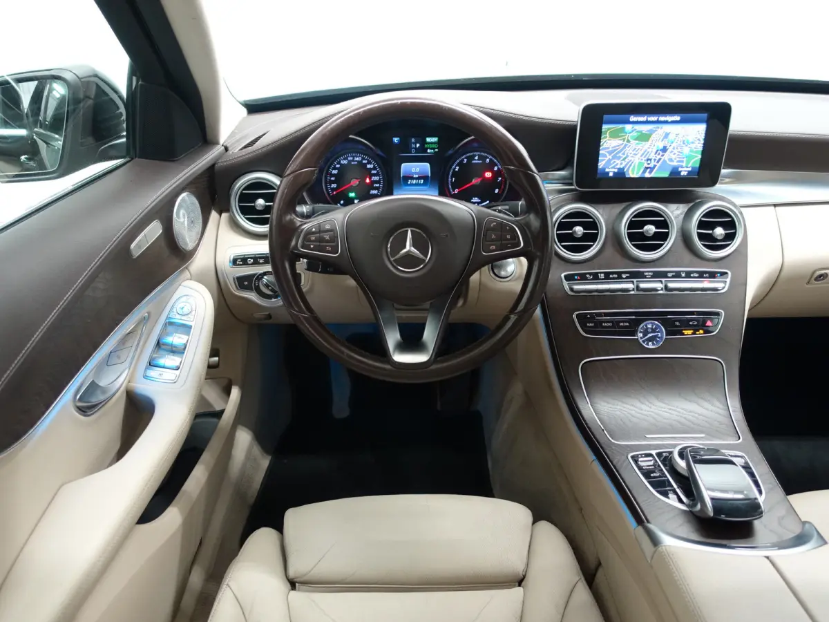 350 e Prestige Plus Aut- 360 Camera, Head Up, Burmester Audio, Sfeerverlichting, Nappa Leder Interieur