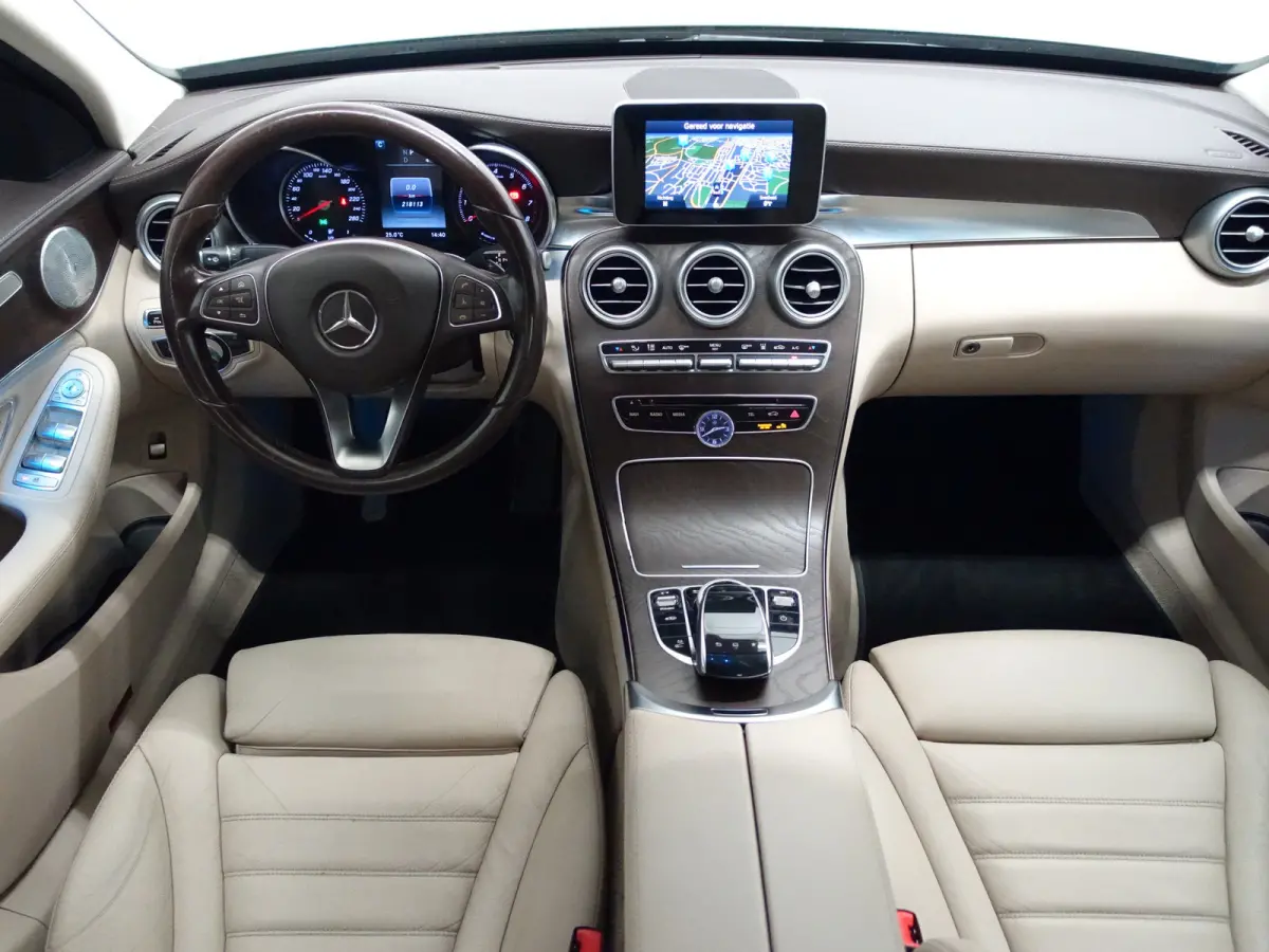 350 e Prestige Plus Aut- 360 Camera, Head Up, Burmester Audio, Sfeerverlichting, Nappa Leder Interieur