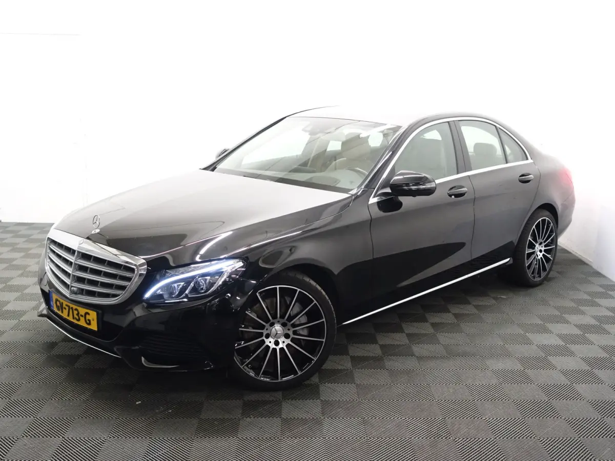 350 e Prestige Plus Aut- 360 Camera, Head Up, Burmester Audio, Sfeerverlichting, Nappa Leder Interieur