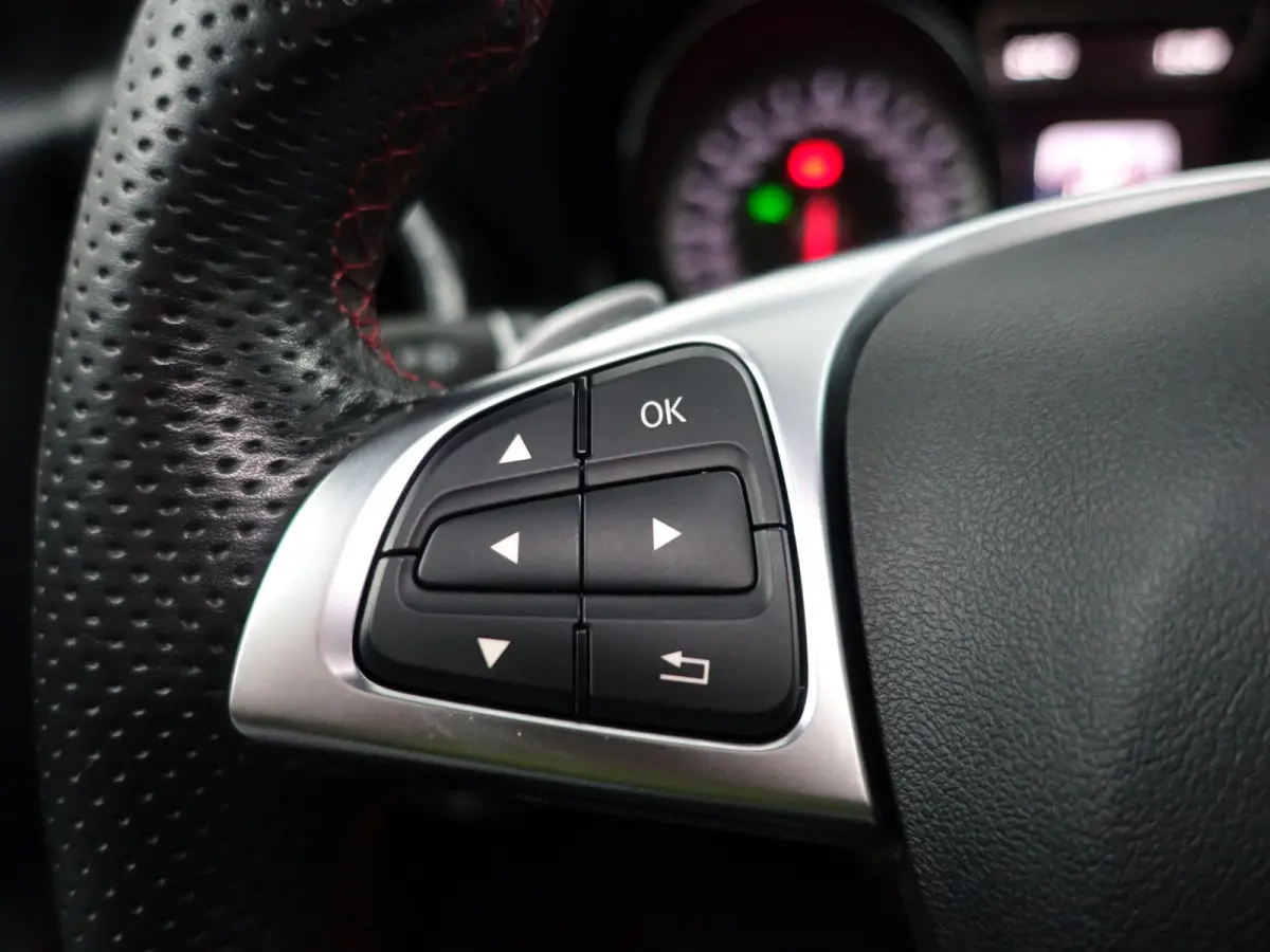 180 AMG Prestige Aut- NAP 120dkm, Panoramadak, Xenon Led, Park Assist, Dynamic Select