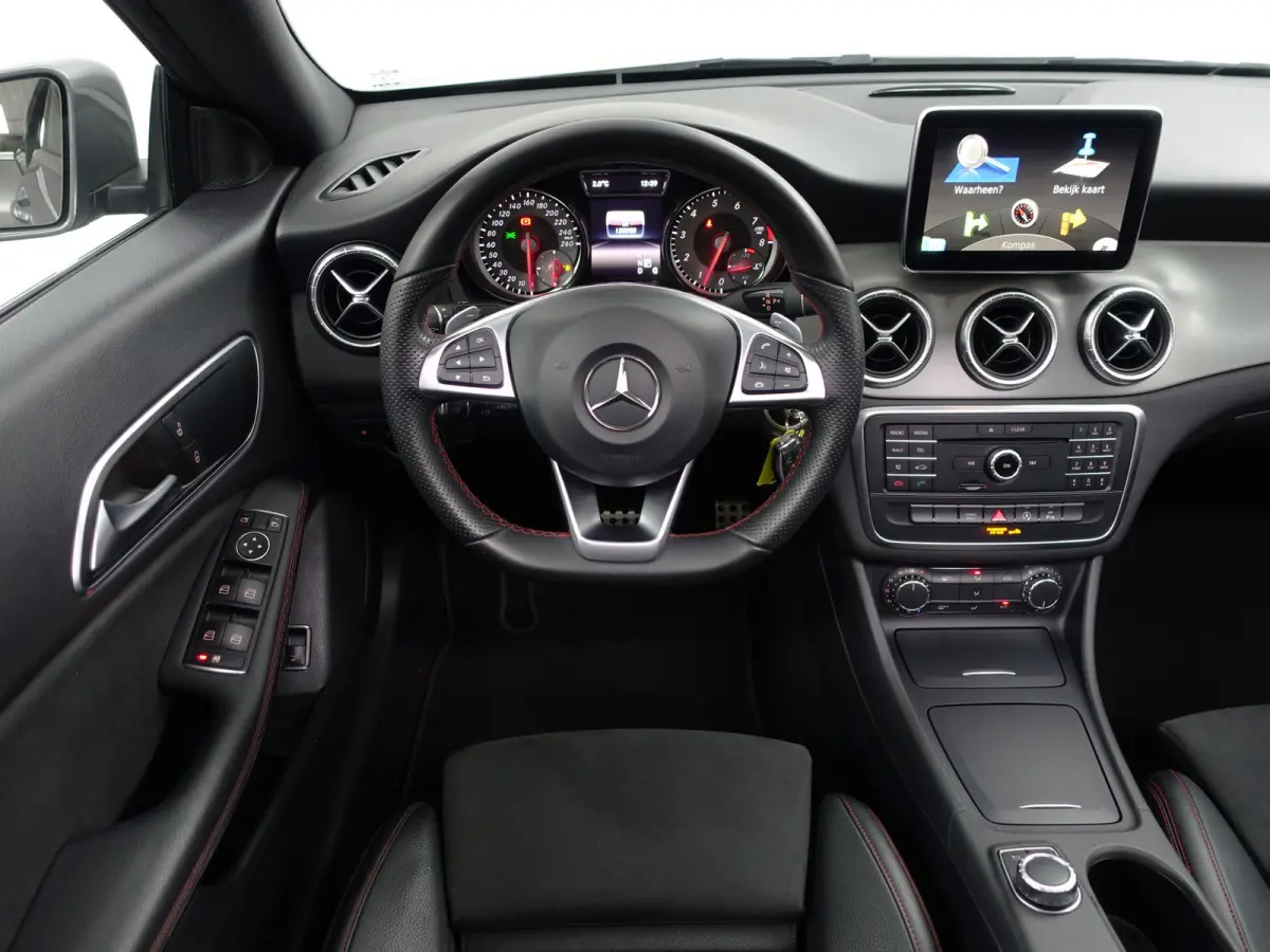 180 AMG Prestige Aut- NAP 120dkm, Panoramadak, Xenon Led, Park Assist, Dynamic Select