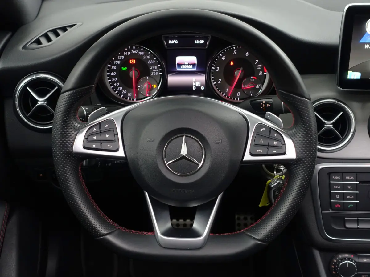 180 AMG Prestige Aut- NAP 120dkm, Panoramadak, Xenon Led, Park Assist, Dynamic Select