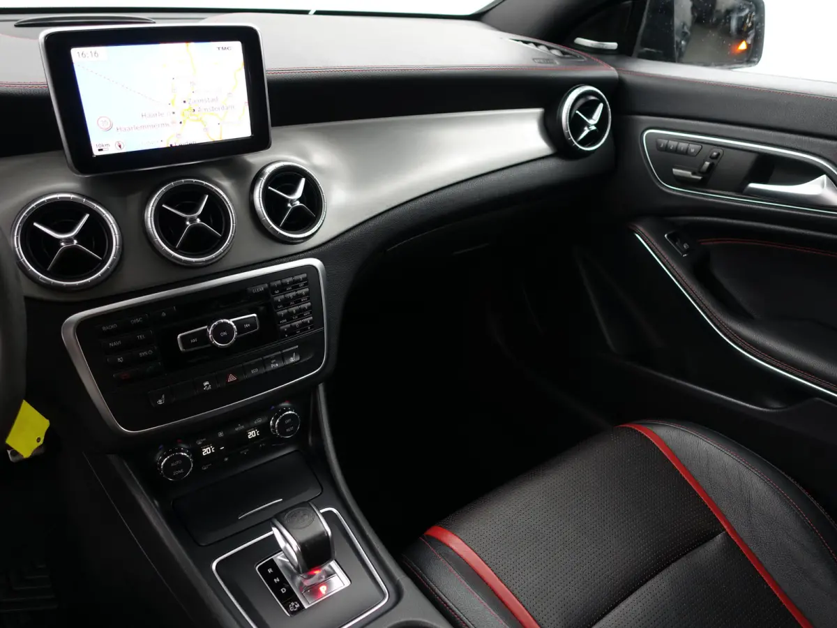 AMG 45 4MATIC Edition 1 Aut- Performance Interieur, Panodak, Harman Kardon, Memory, Xenon Led, Camera