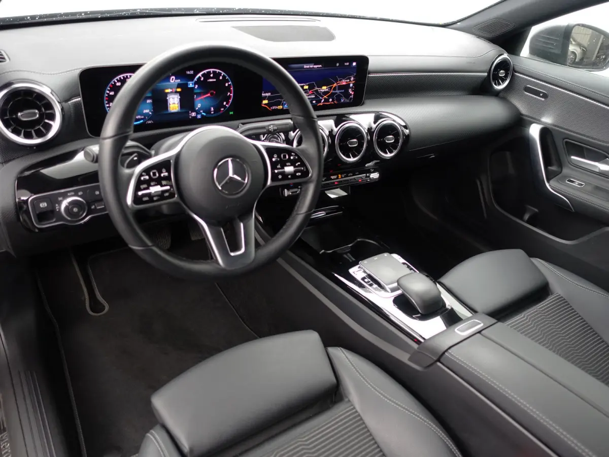 220 AMG Edition Aut- Xenon Led, CarPlay, Camera, Carbon Pakket, Lane Assist, Park Assist