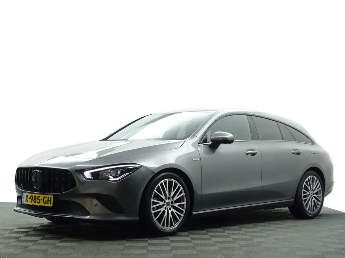 220 AMG Edition Aut- Xenon Led, CarPlay, Camera, Carbon Pakket, Lane Assist, Park Assist