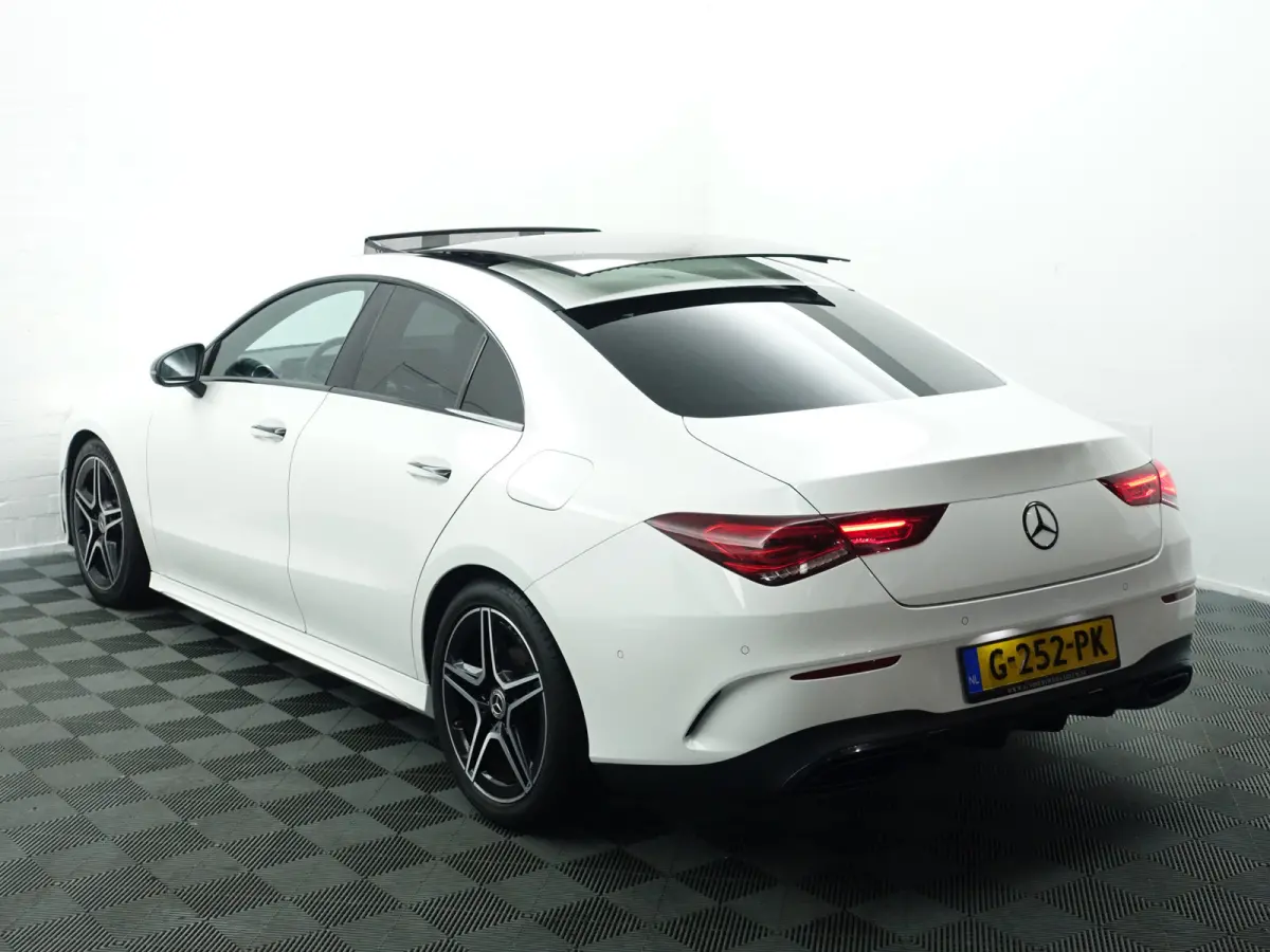 180 AMG Night Edition Aut- Panoramadak, Sfeerverlichting, Camera, Xenon Led, Sport Leder