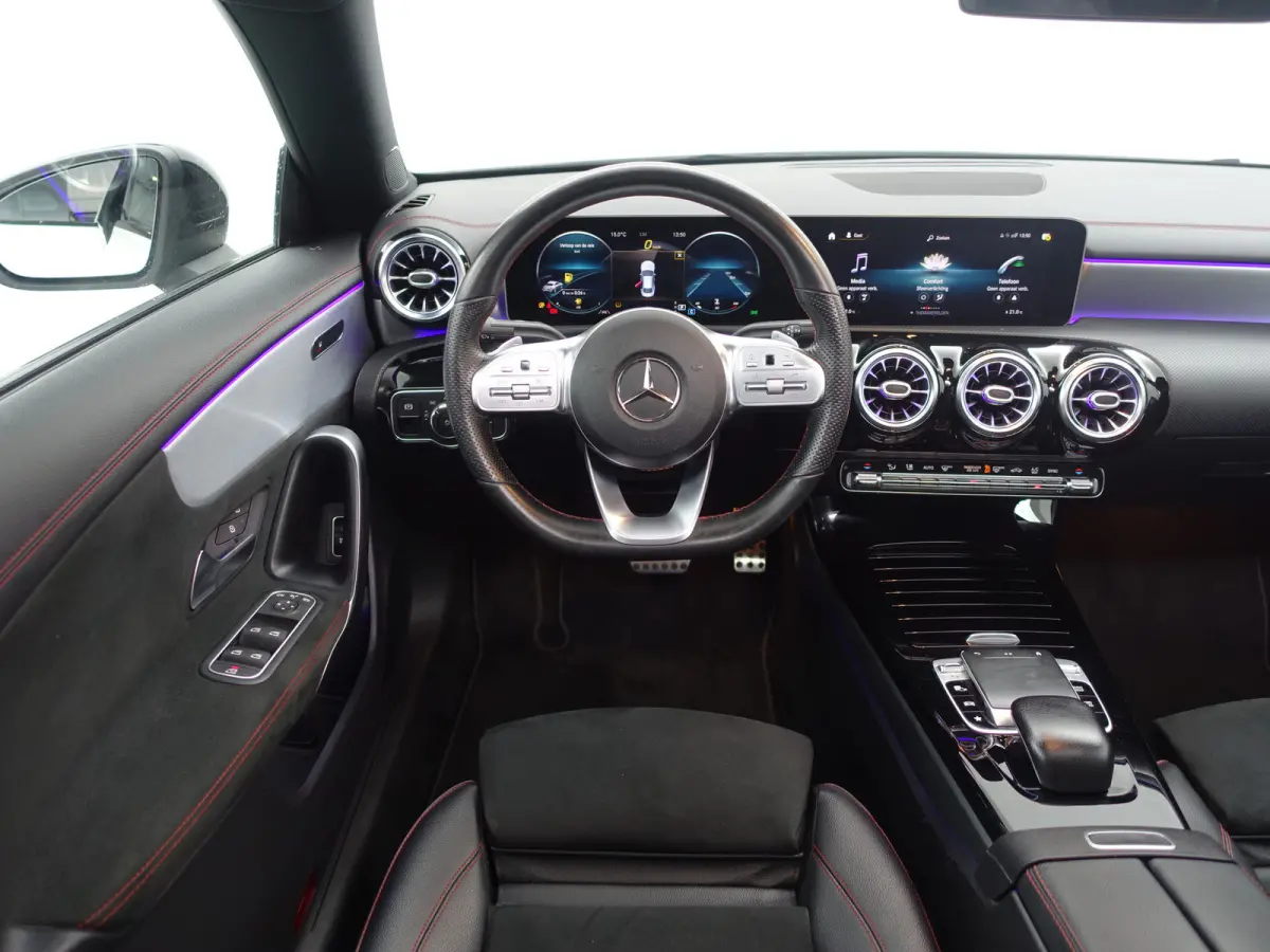 180 AMG Night Edition Aut- Panoramadak, Sfeerverlichting, Camera, Xenon Led, Sport Leder