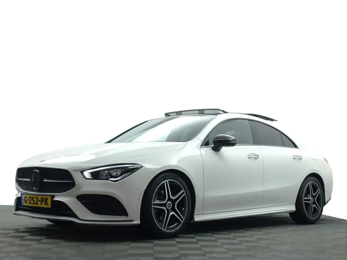 180 AMG Night Edition Aut- Panoramadak, Sfeerverlichting, Camera, Xenon Led, Sport Leder