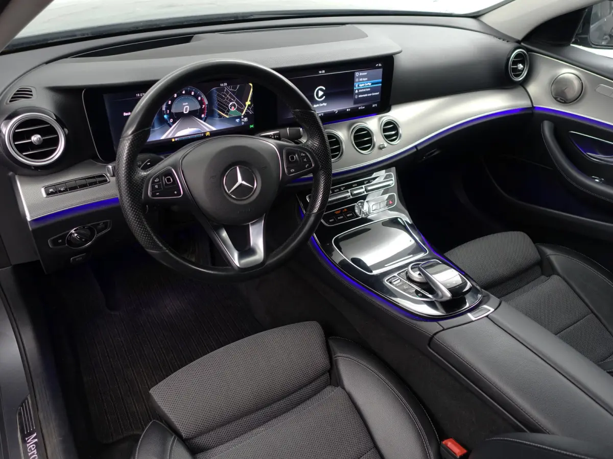 200 Prestige Plus Aut- Nap 143dkm, Head Up, 360 Camera, Sfeerverlichting, MBUX, CarPlay, Android Auto