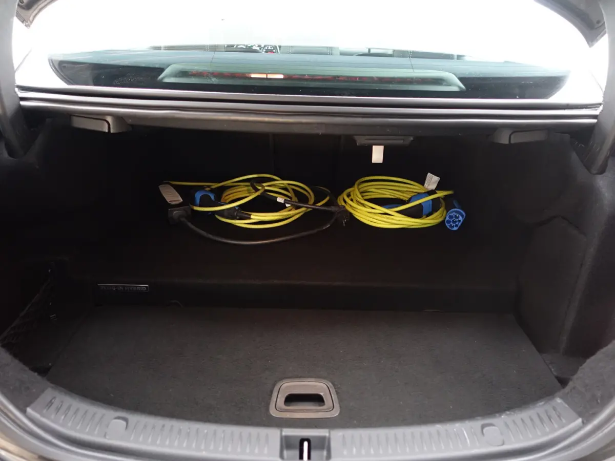 350 e Premium Aut- Nap 131dkm, Dealer onderhouden, Carplay, Android auto, Sfeerverlichting, Trekhaak