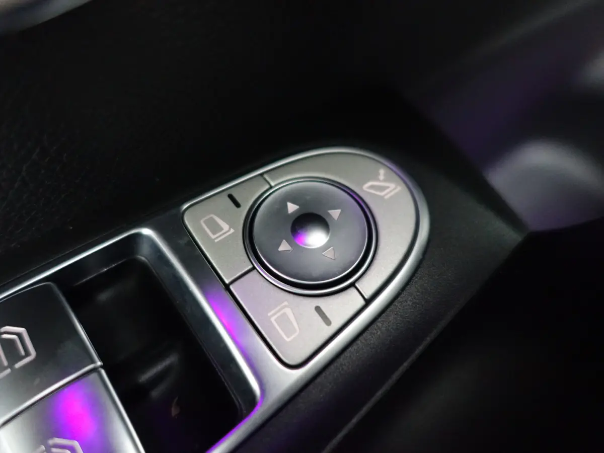 350 e Premium Aut- Nap 131dkm, Dealer onderhouden, Carplay, Android auto, Sfeerverlichting, Trekhaak