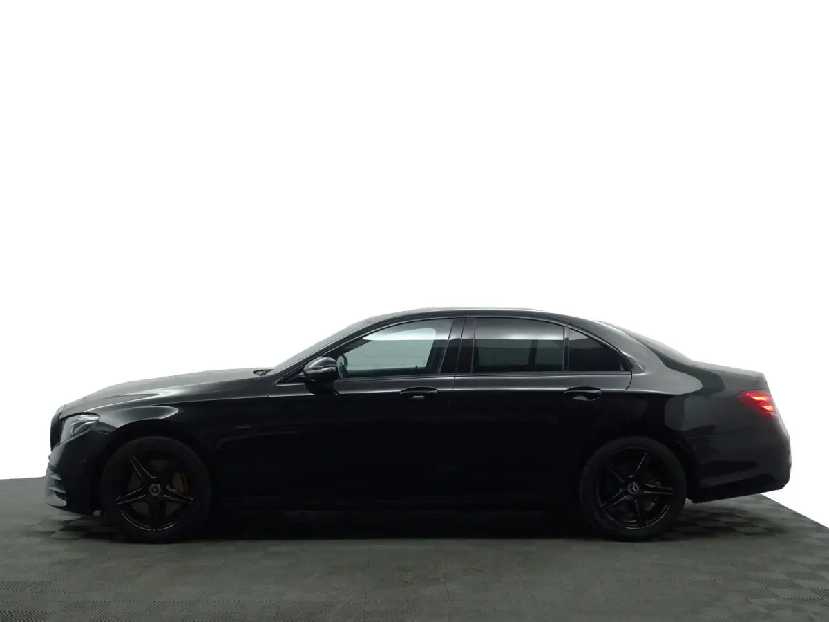 300 e AMG Night Edition Aut- Memory Seats, Sfeerverlichting, 360 Camera, CarPlay, Android Auto, Burmester Audio