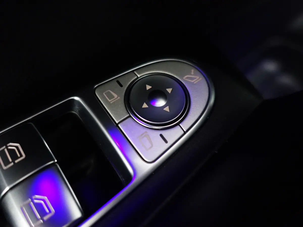 300 e AMG Night Edition Aut- Memory Seats, Sfeerverlichting, 360 Camera, CarPlay, Android Auto, Burmester Audio