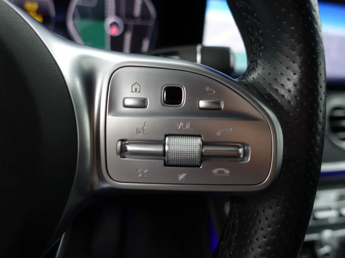 300 e AMG Night Edition Aut- Memory Seats, Sfeerverlichting, 360 Camera, CarPlay, Android Auto, Burmester Audio