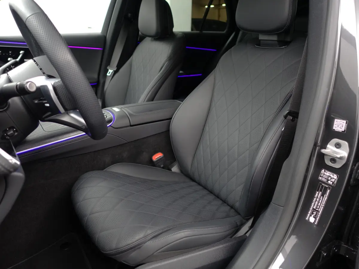 300 e AMG Premium Plus- MBUX Hyperscreen, Burmester Surround Sound, Head Up, Elek Trekhaak