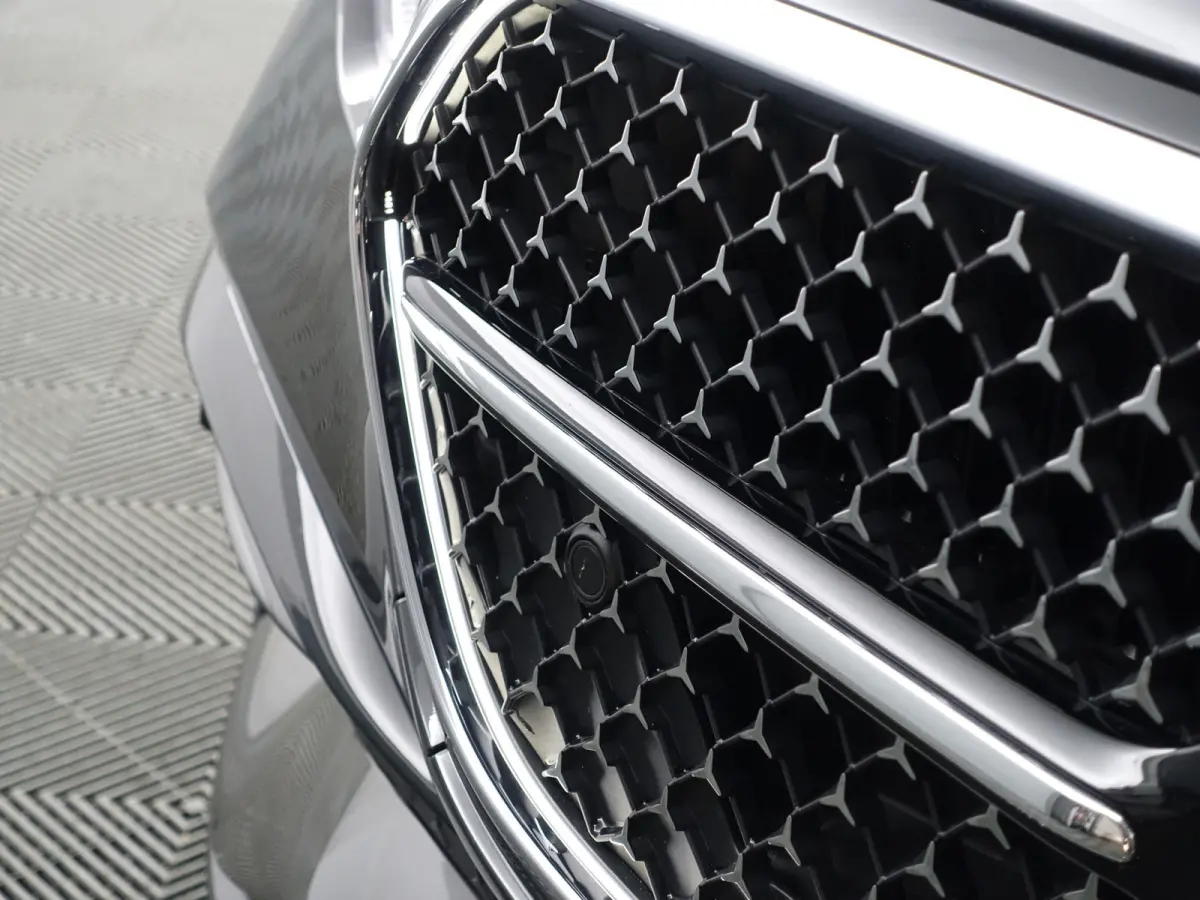 300 e AMG Premium Plus- MBUX Hyperscreen, Burmester Surround Sound, Head Up, Elek Trekhaak