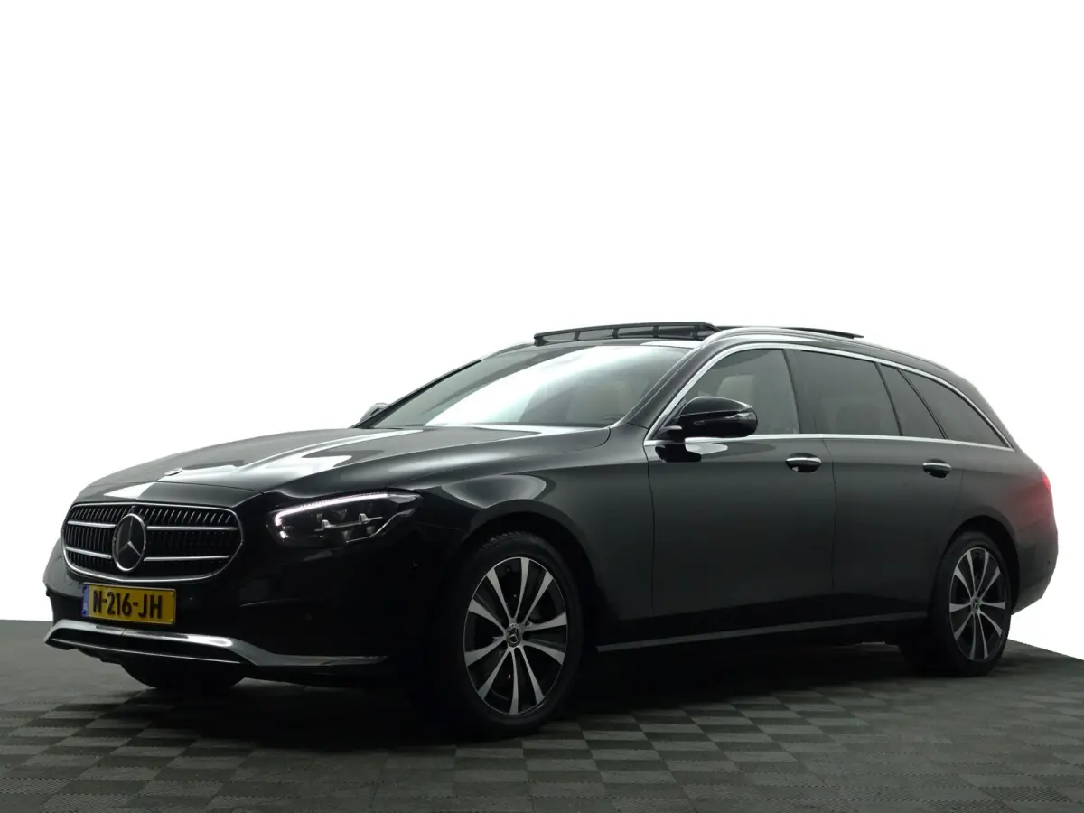 300 e Premium Plus Aut- Panoramadak, Memory Seats, Head Up, 360 Camera, Burmester Audio