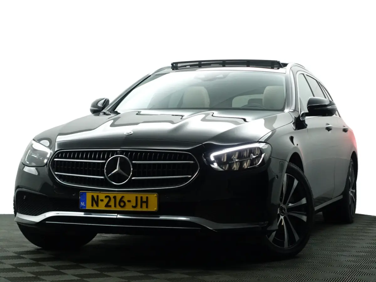 300 e Premium Plus Aut- Panoramadak, Memory Seats, Head Up, 360 Camera, Burmester Audio