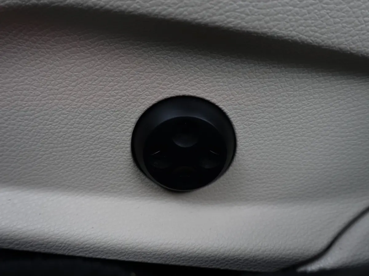 300 e Premium Plus Aut- Panoramadak, Memory Seats, Head Up, 360 Camera, Burmester Audio