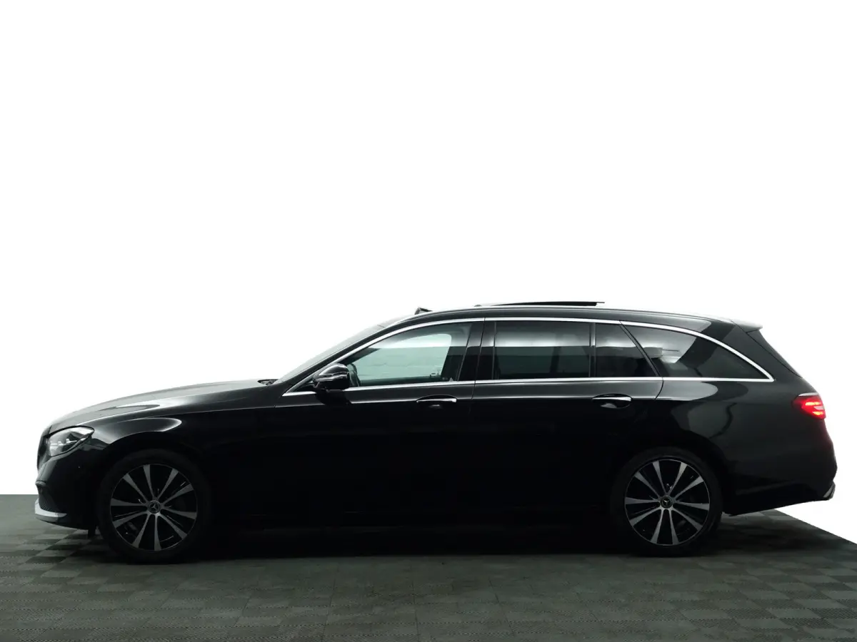 300 e Premium Plus Aut- Panoramadak, Memory Seats, Head Up, 360 Camera, Burmester Audio
