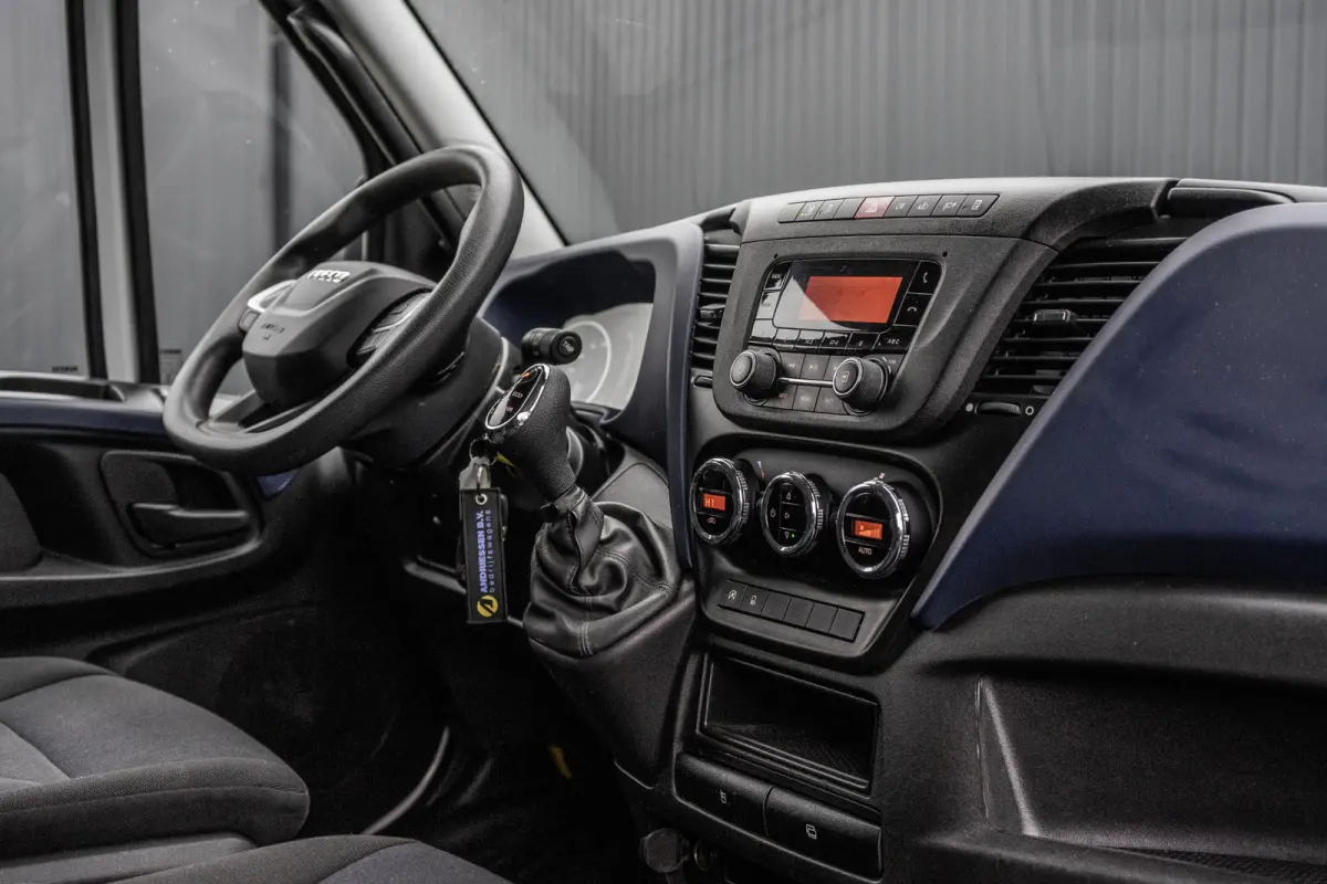**35S14V 2.3 L2H2 | Automaat | Euro 6 | Cruise | Climate | 3500 KG Trekgewicht | Trekhaak**
